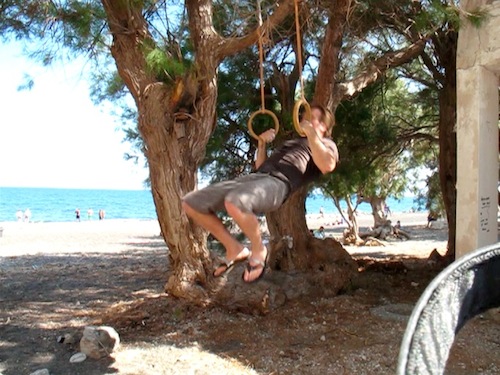 muscle_up_santo